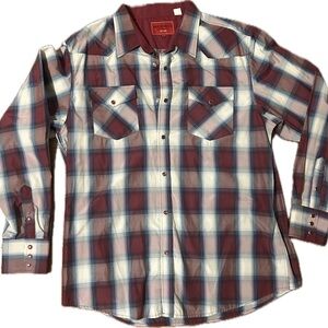 Men's Burgundy Plaid Casual Shirt size XL
Pearl snap buttons